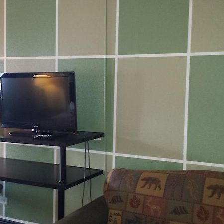 Manor Motel Minooka Extérieur photo