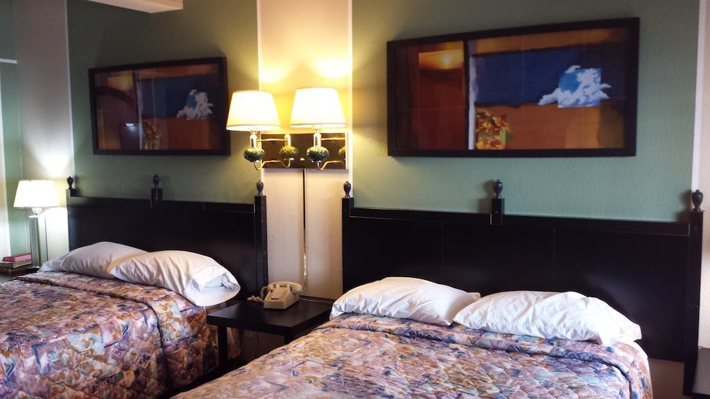 Manor Motel Minooka Extérieur photo